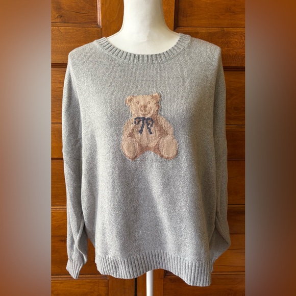 Hollister Sweaters - Hollister Teddy Bear Crew Neck Sweater in light heather grey
